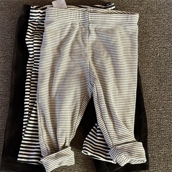 Bundle of Assorted Baby Girl Pants Size 3M - Picture 7 of 13